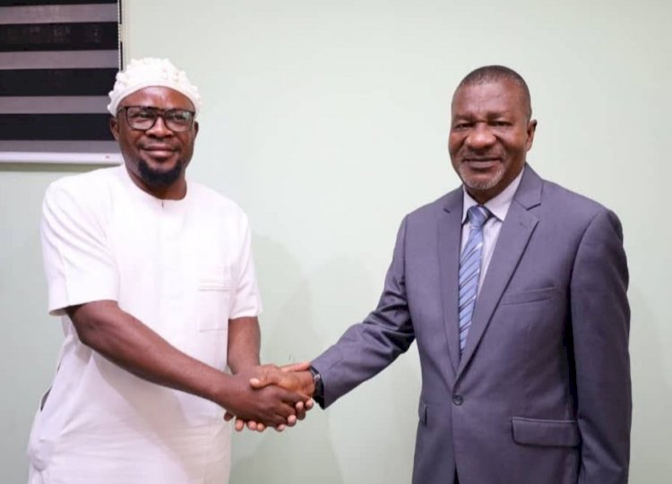 Father Adasu varsity VC hosts Alumni leaders, calls for unity and transparent leadership